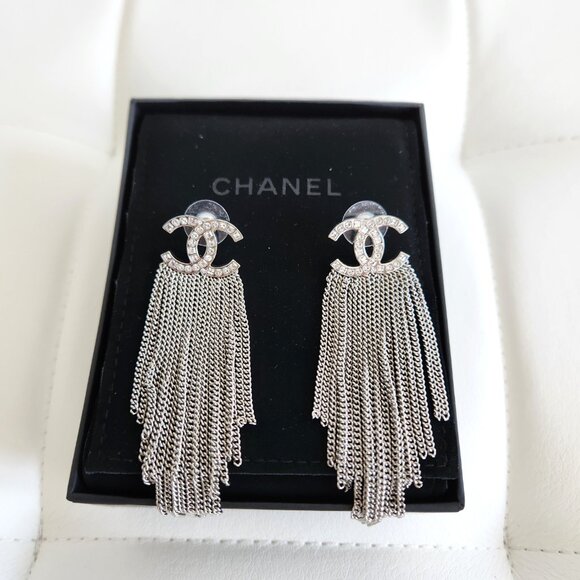 Chanel Earings - Picture 2 of 3